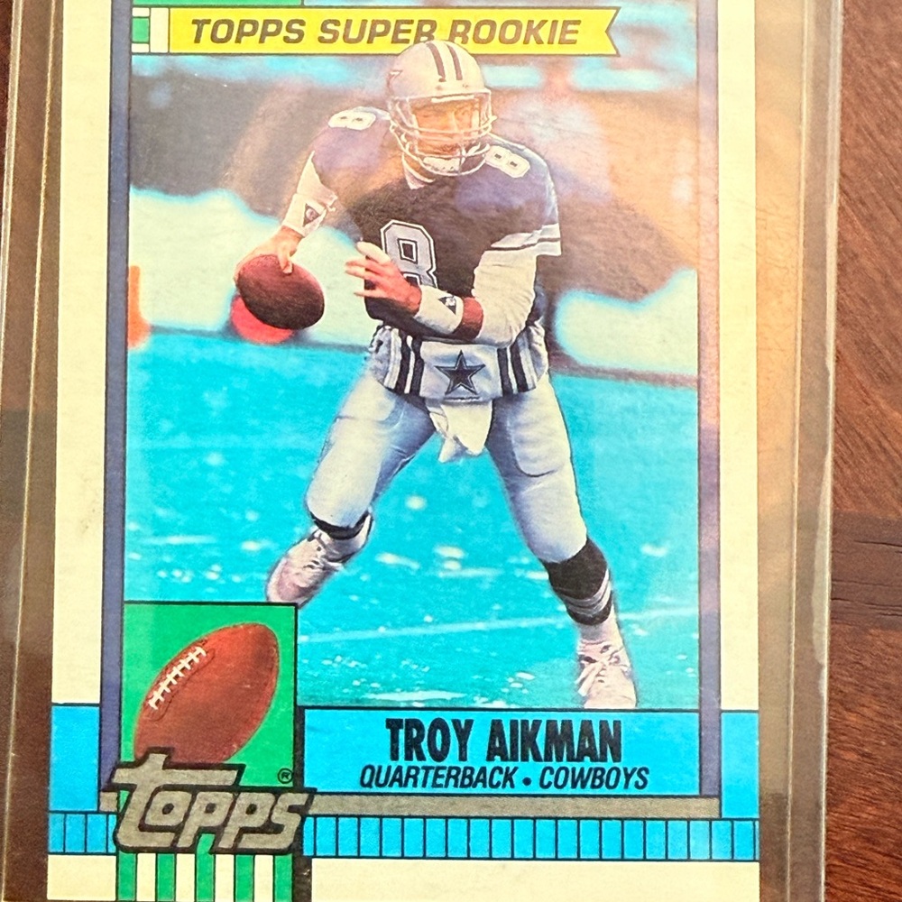 Topps Super Rookie Troy Aikman Card